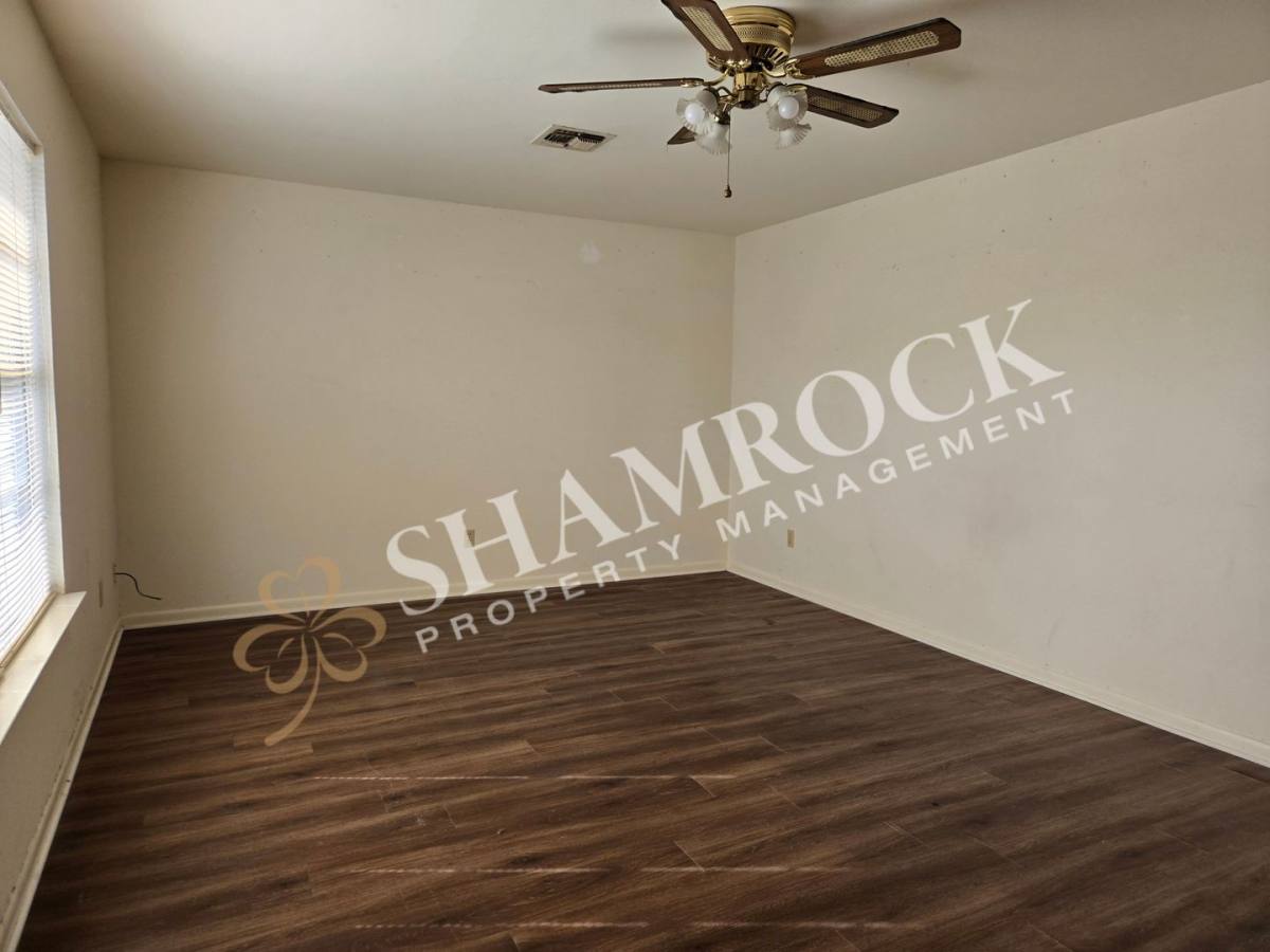 House for rent at 7208-B Sanger Ave, Woodway, TX 76712