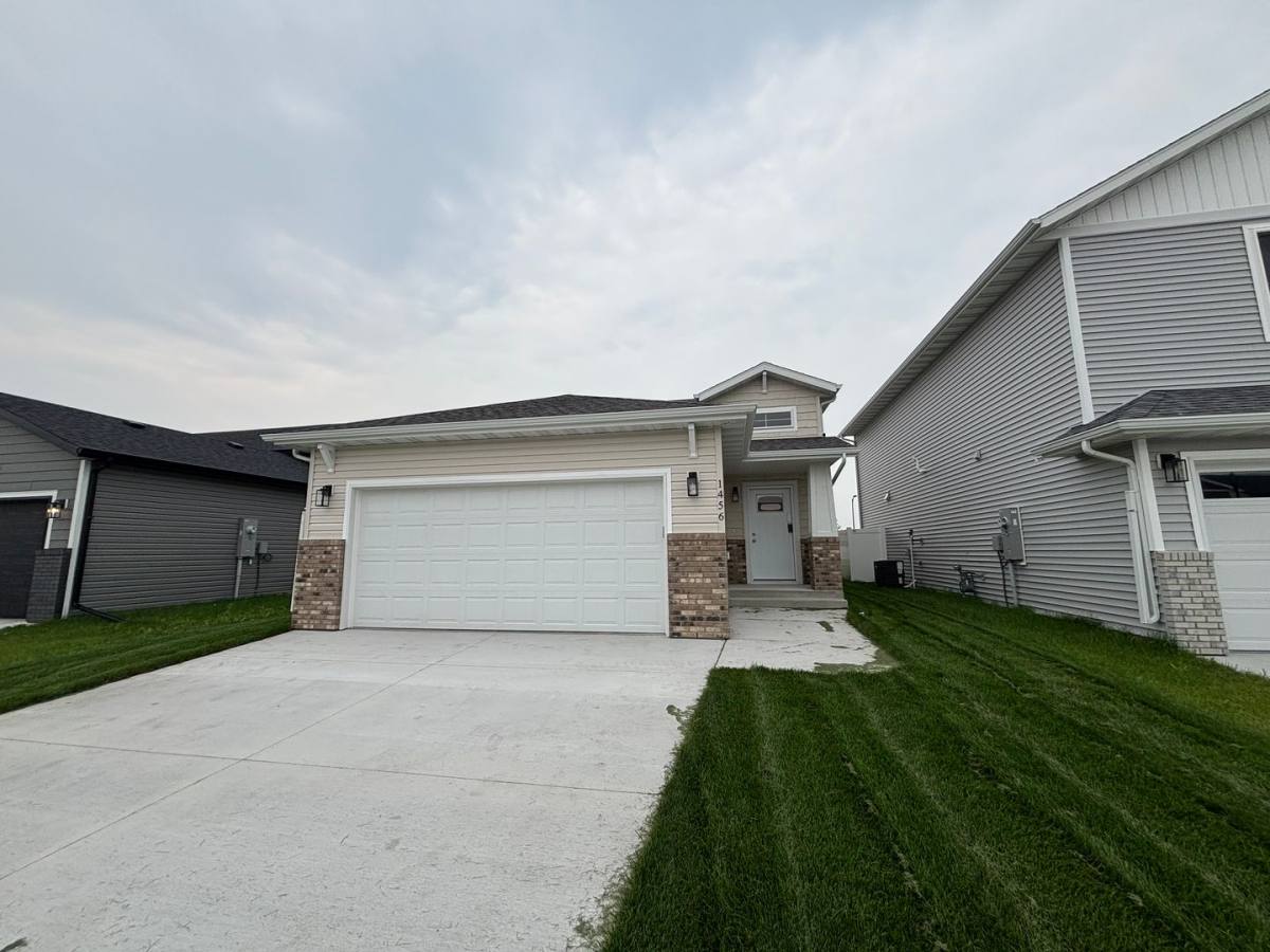 House for rent at 1456 69th Ave S, Fargo, ND 58104