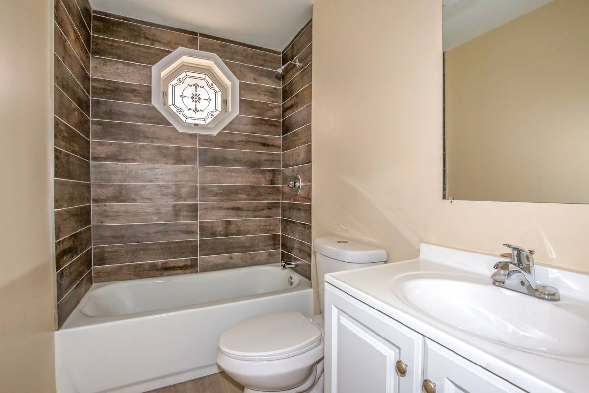 Apartment for rent at 360 E St, Lee, MA 01238
