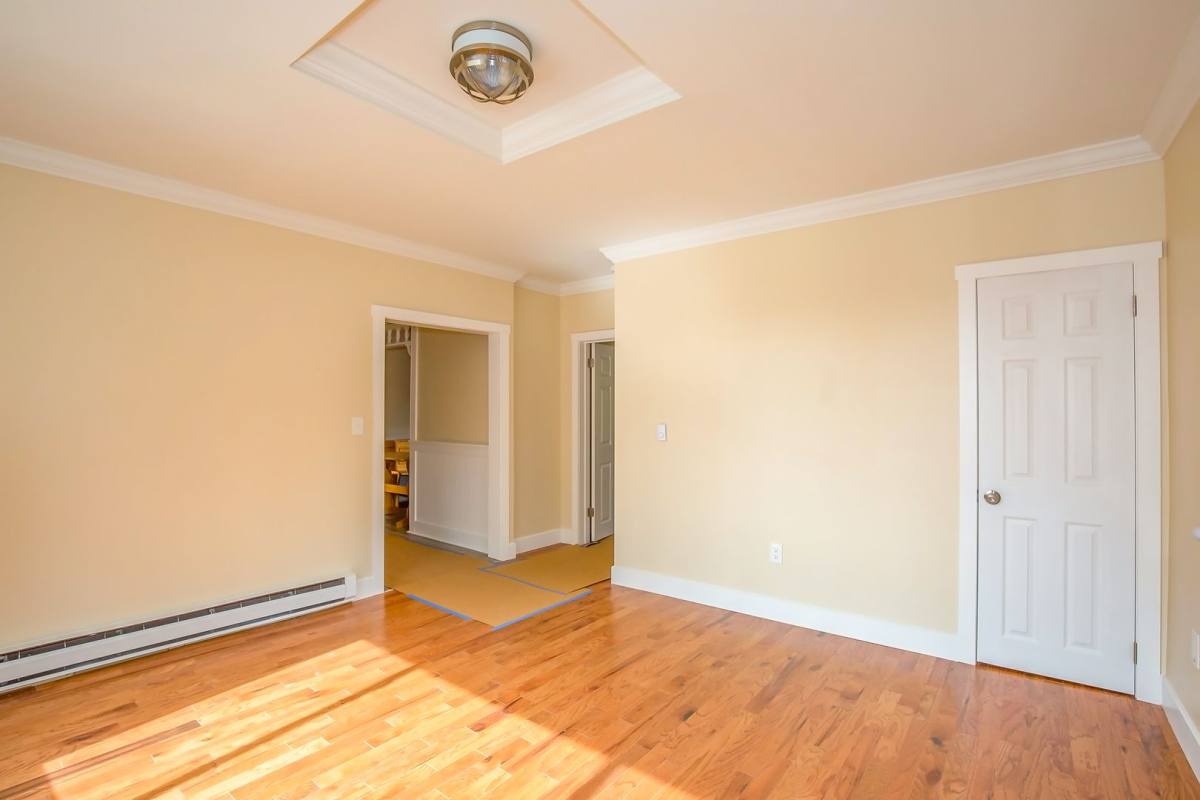 Apartment for rent at 360 E St, Lee, MA 01238