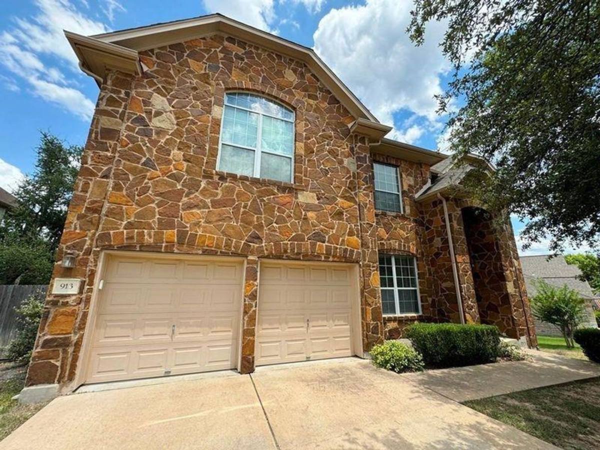 House for rent at 913 Cavalry Ride Trail, Austin, TX 78732