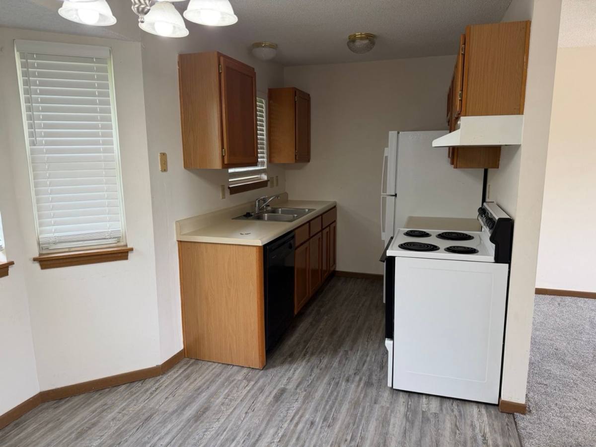 Apartment for rent at 805 Clark St, Augusta, KS 67010
