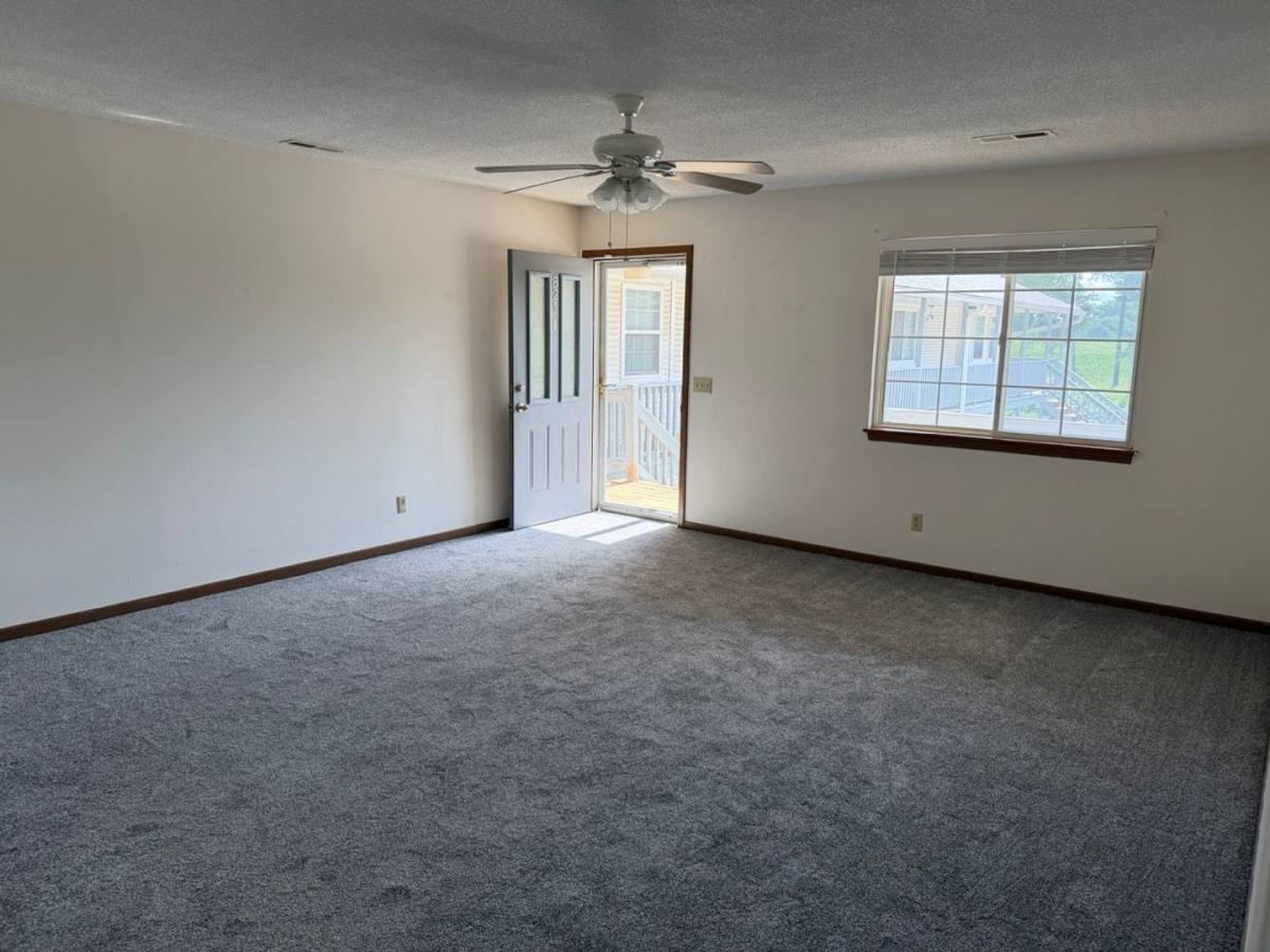 Apartment for rent at 805 Clark St, Augusta, KS 67010