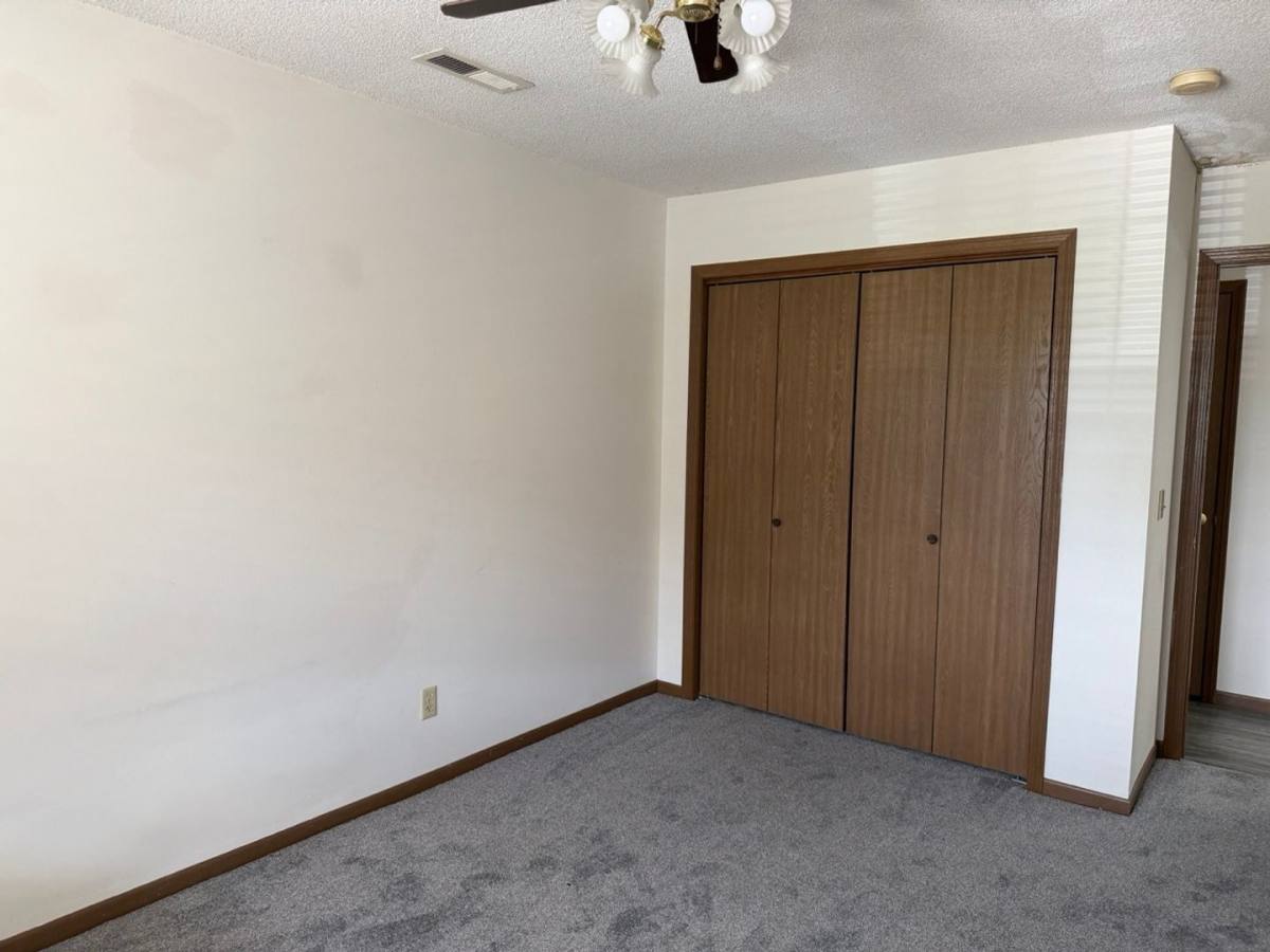 Apartment for rent at 805 Clark St, Augusta, KS 67010