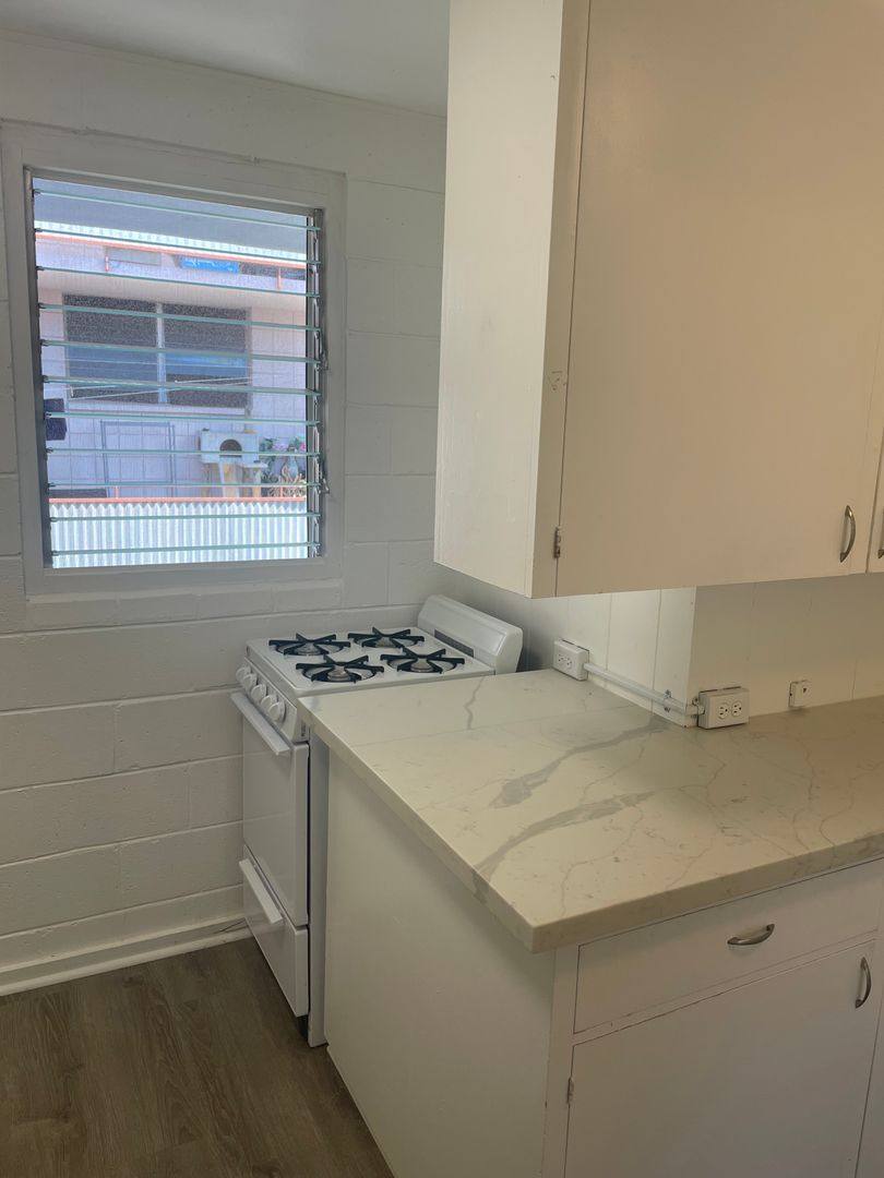 Apartment for rent at 927 Hausten St, Honolulu, HI 96826