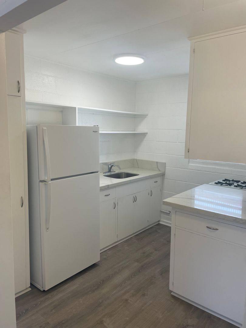 Apartment for rent at 927 Hausten St, Honolulu, HI 96826