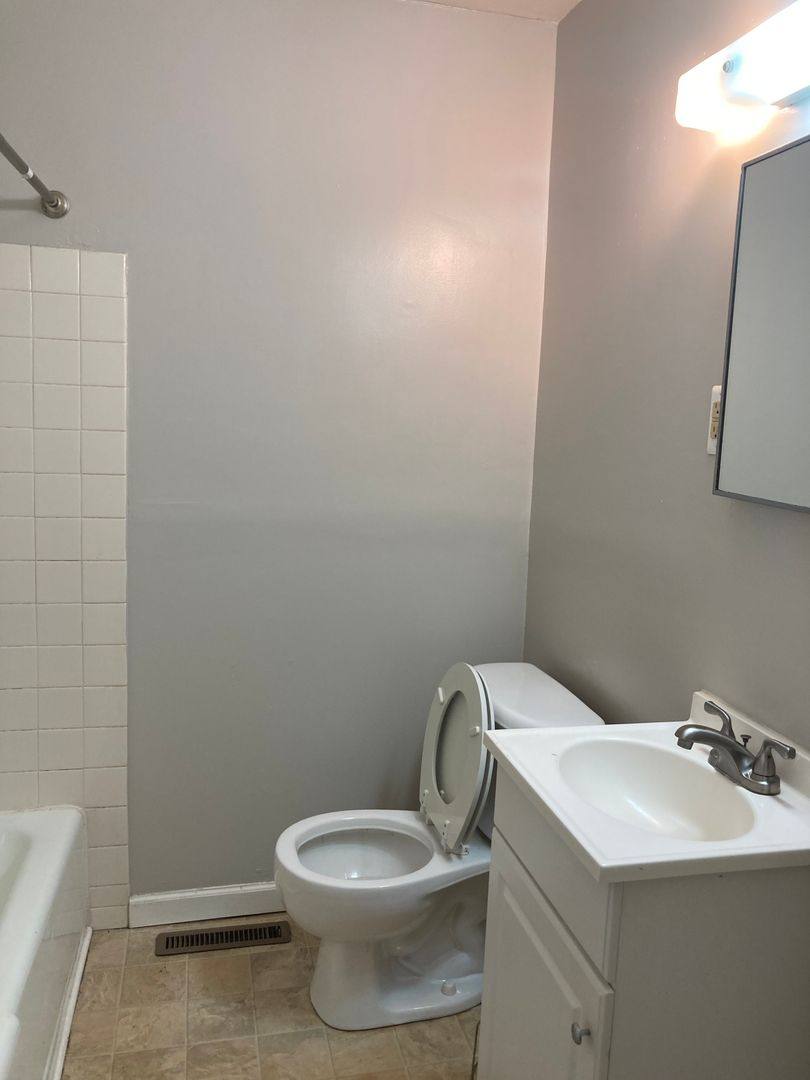 Apartment for rent at 215 & 217 Hurt St, Chatham, VA 24531