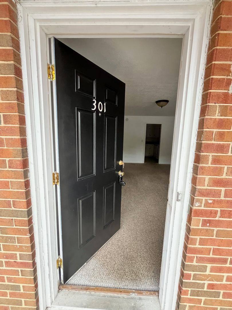 Apartment for rent at 215 & 217 Hurt St, Chatham, VA 24531