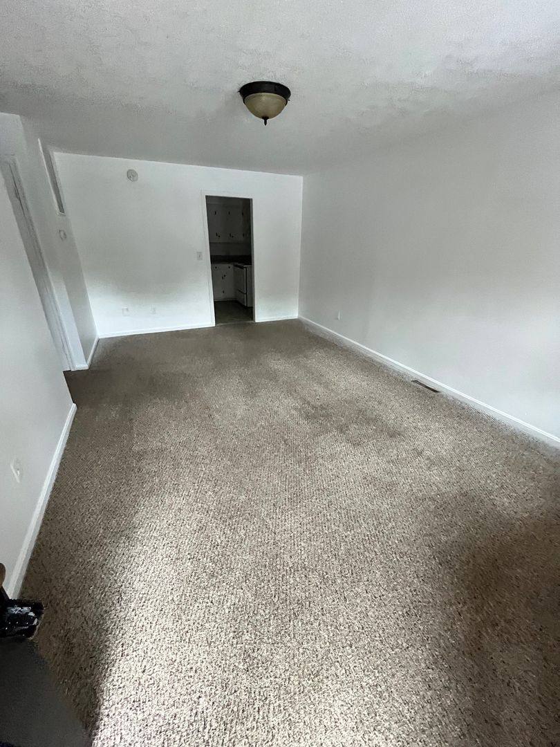 Apartment for rent at 215 & 217 Hurt St, Chatham, VA 24531