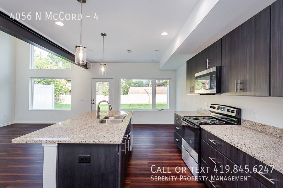 Townhouse for rent at 4056 N McCord #4, Sylvania, OH 43560