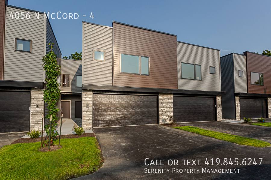 Townhouse for rent at 4056 N McCord #4, Sylvania, OH 43560