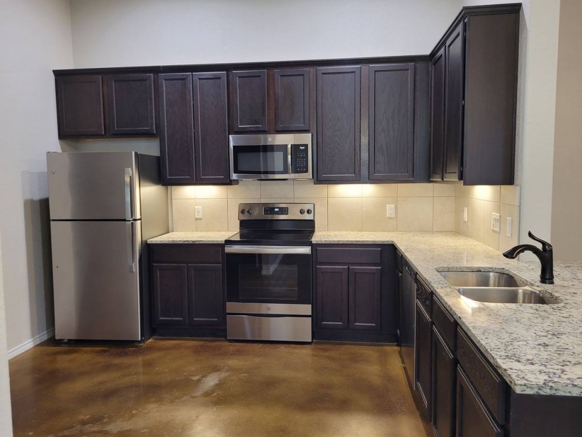 Townhouse for rent at 1143 Stanley Way, Seguin, TX 78155