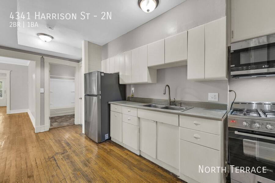 Apartment for rent at 4341 Harrison St #2N, Kansas City, MO 64110