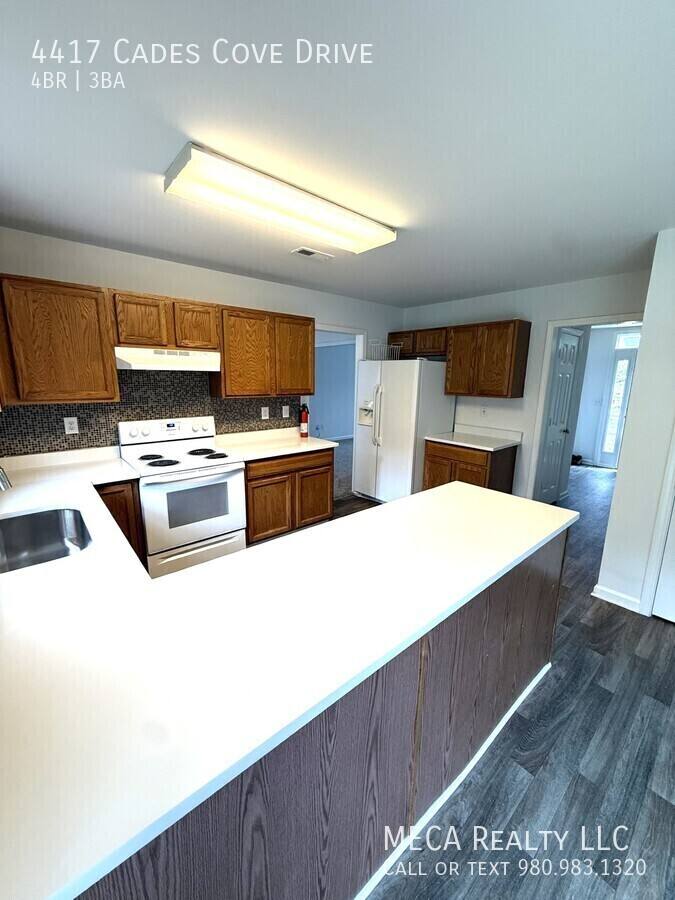 House for rent at 4417 Cades Cove Dr, Charlotte, NC 28273