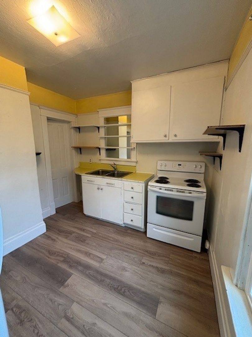 House for rent at 219 S 5th Ave, Bozeman, MT 59715