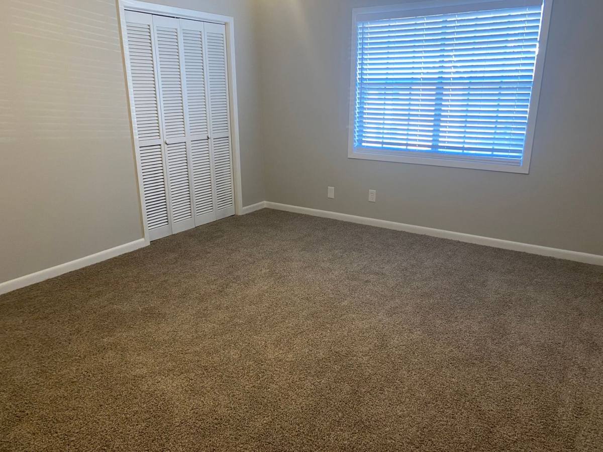 Apartment for rent at 2315 5th St N, Columbus, MS 39705