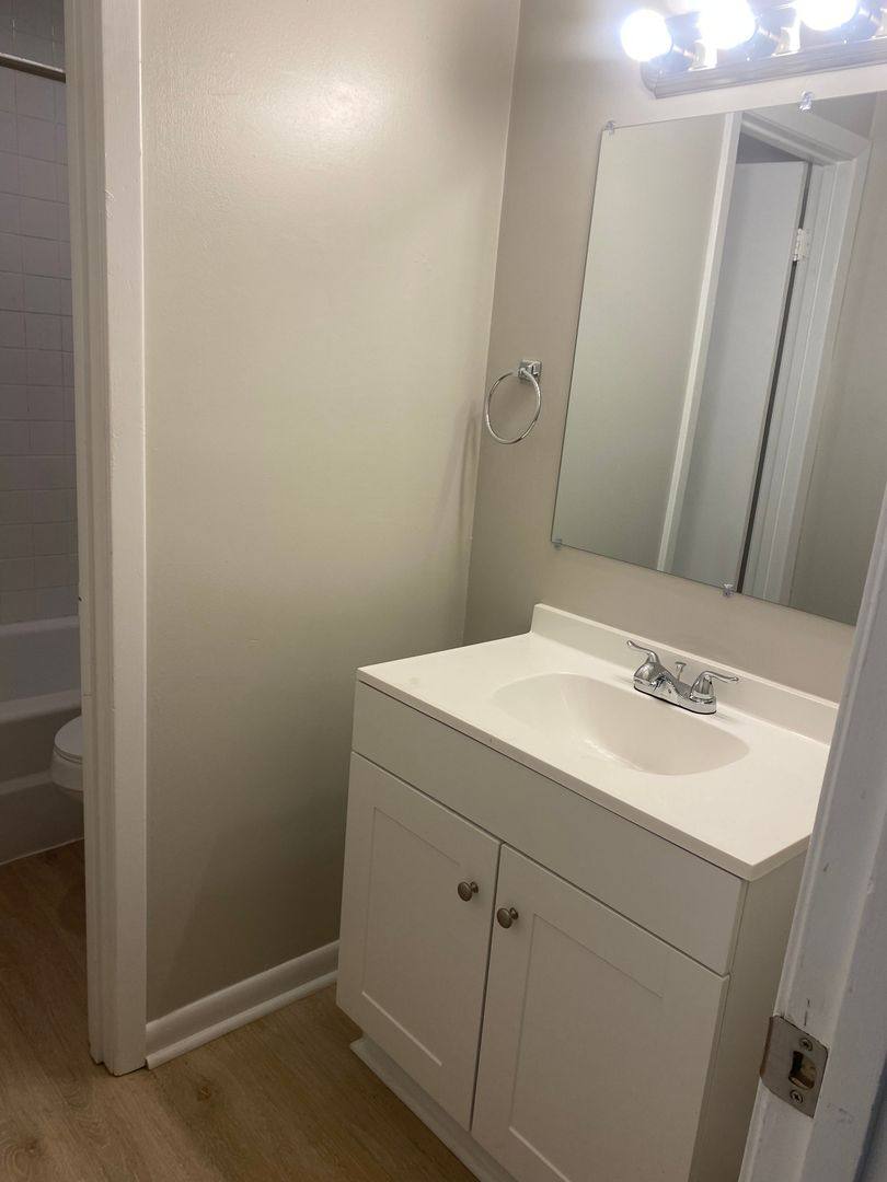 Apartment for rent at 2315 5th St N, Columbus, MS 39705