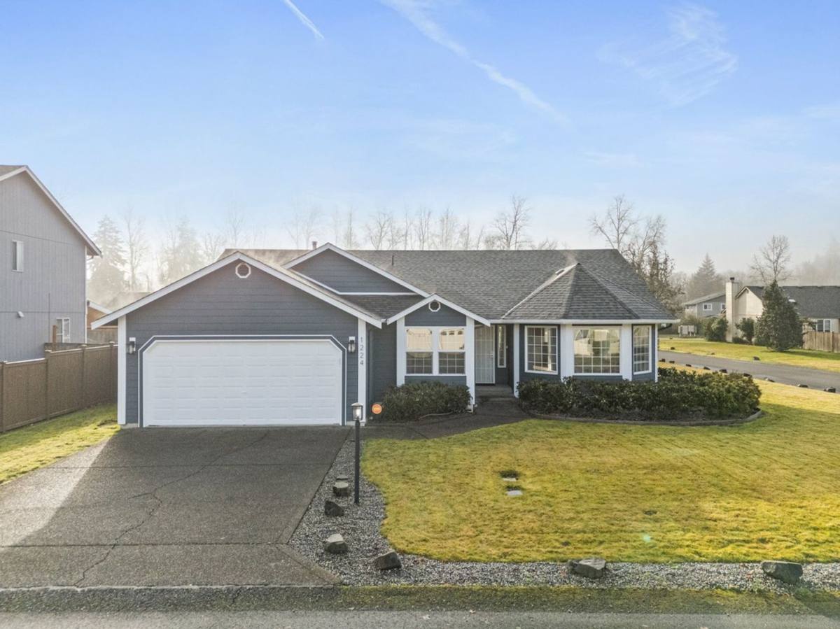 House for rent at 1224 143rd St E, Tacoma, WA 98445