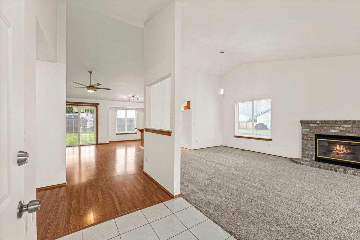 House for rent at 1224 143rd St E, Tacoma, WA 98445