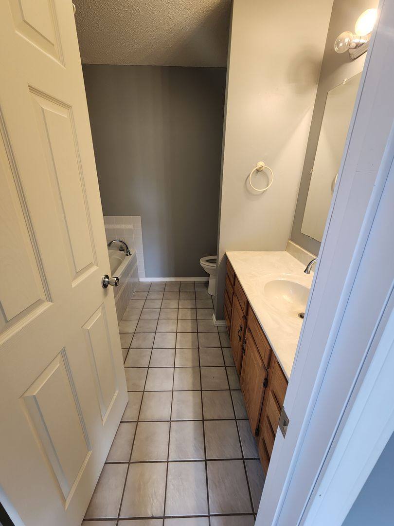 House for rent at 1601 Kiowa Dr, Marion, IL 62959