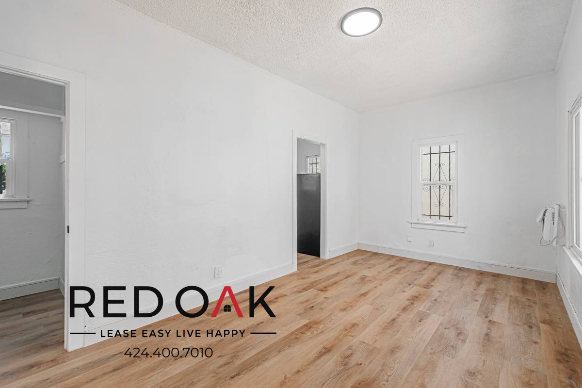 Apartment for rent at 3906 Mont Clair St #3906 1 4, Los Angeles, CA 90018