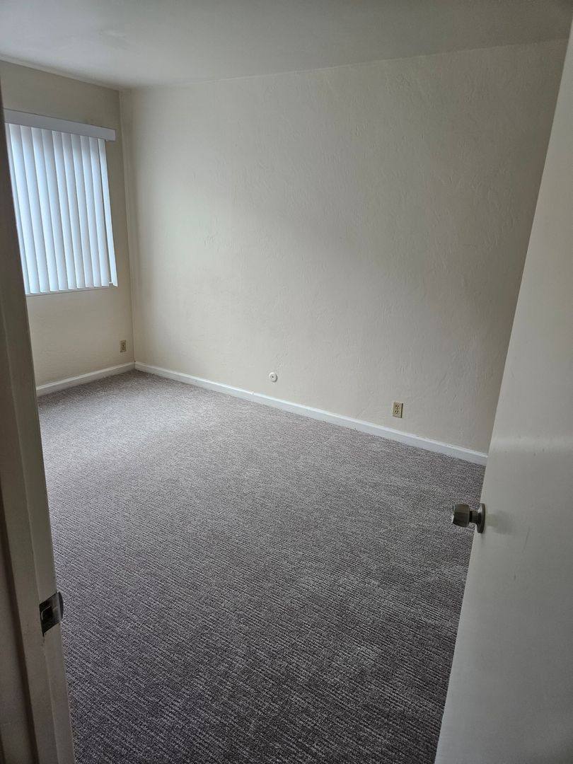 Apartment for rent at 410 Redwood Ave, Redwood City, CA 94061