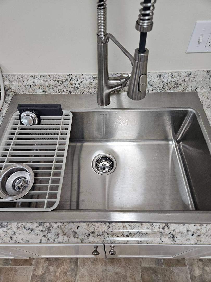 Apartment for rent at 410 Redwood Ave, Redwood City, CA 94061