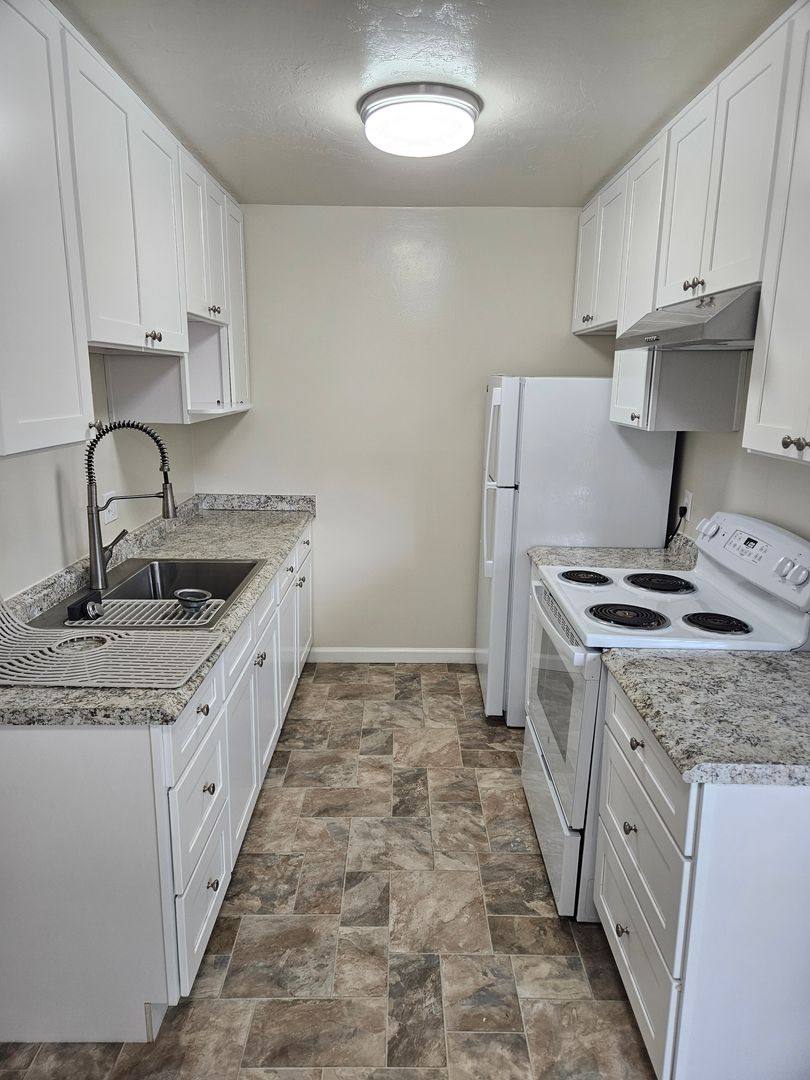 Apartment for rent at 410 Redwood Ave, Redwood City, CA 94061