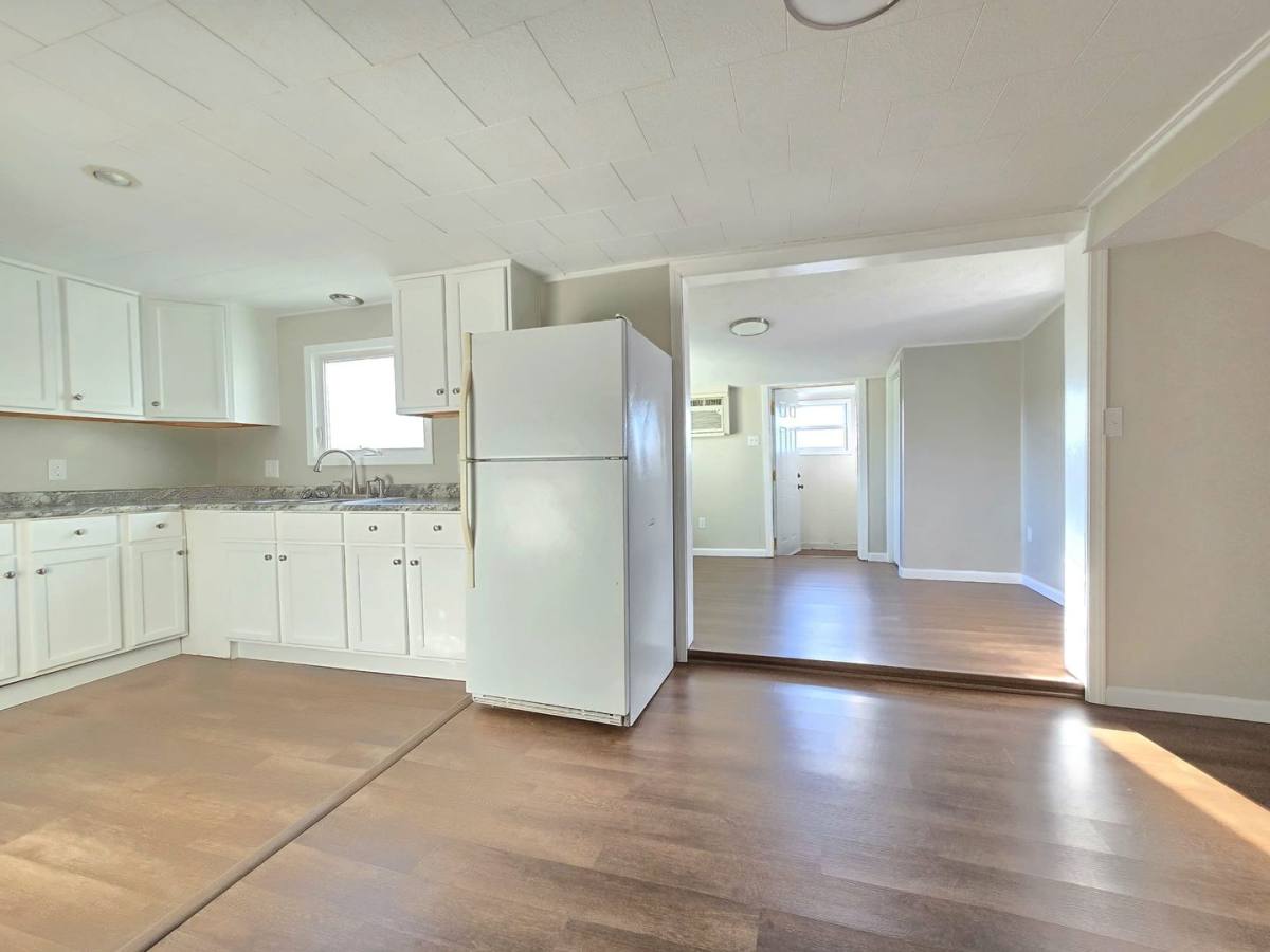Apartment for rent at 919 S 25th St, South Bend, IN 46615