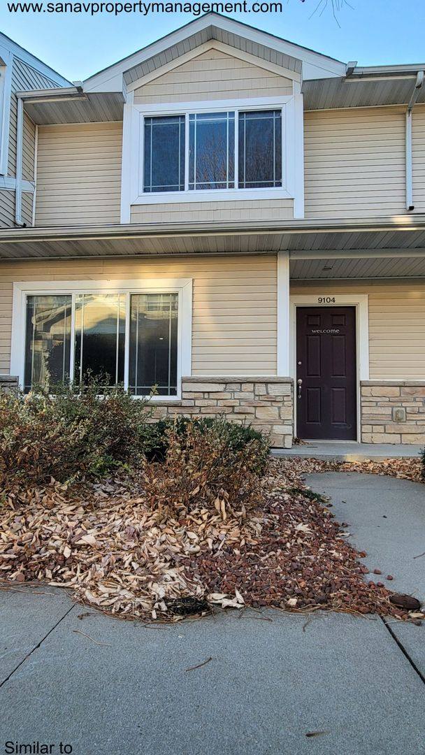 Townhouse for rent at 8601 Westown Parkway, West Des Moines, IA 50266