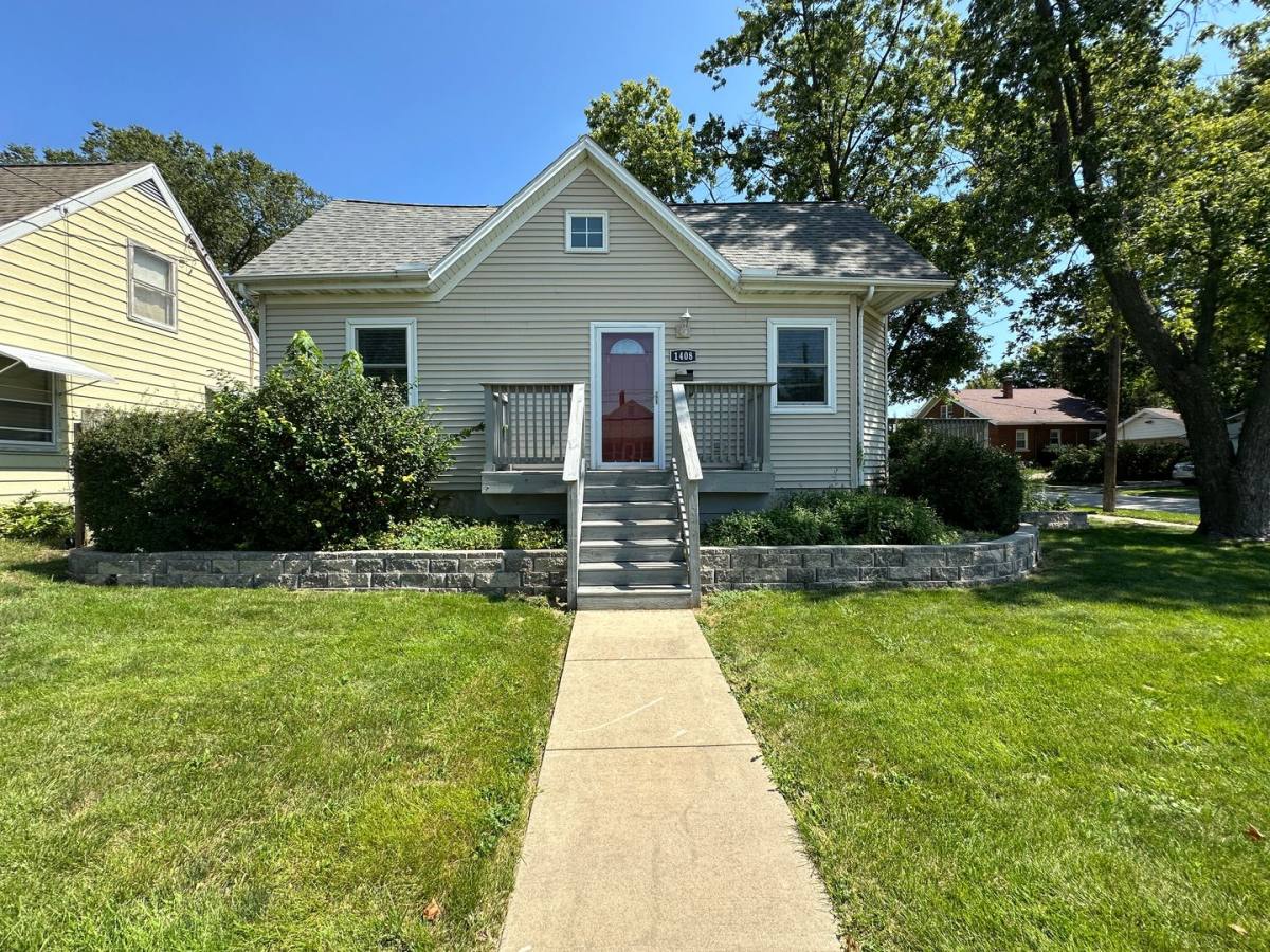 House for rent at 1408 S Madison, Bloomington, IL 61701