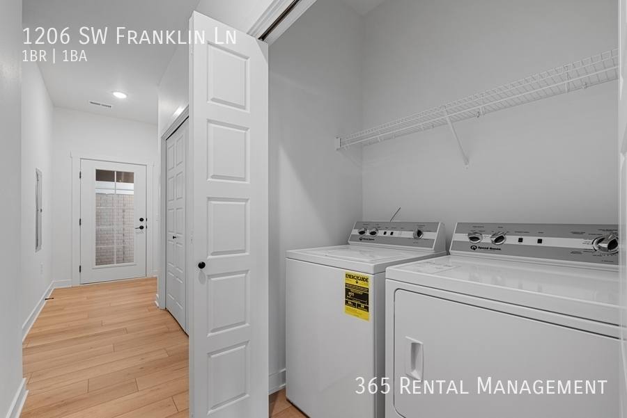 Townhouse for rent at 1206 SW Franklin Lane, Ankeny, IA 50023
