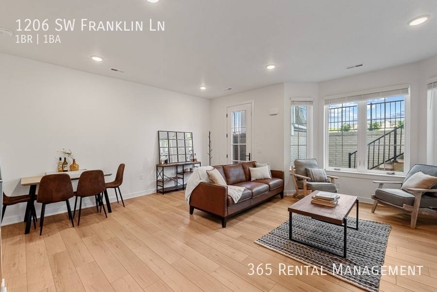 Townhouse for rent at 1206 SW Franklin Lane, Ankeny, IA 50023