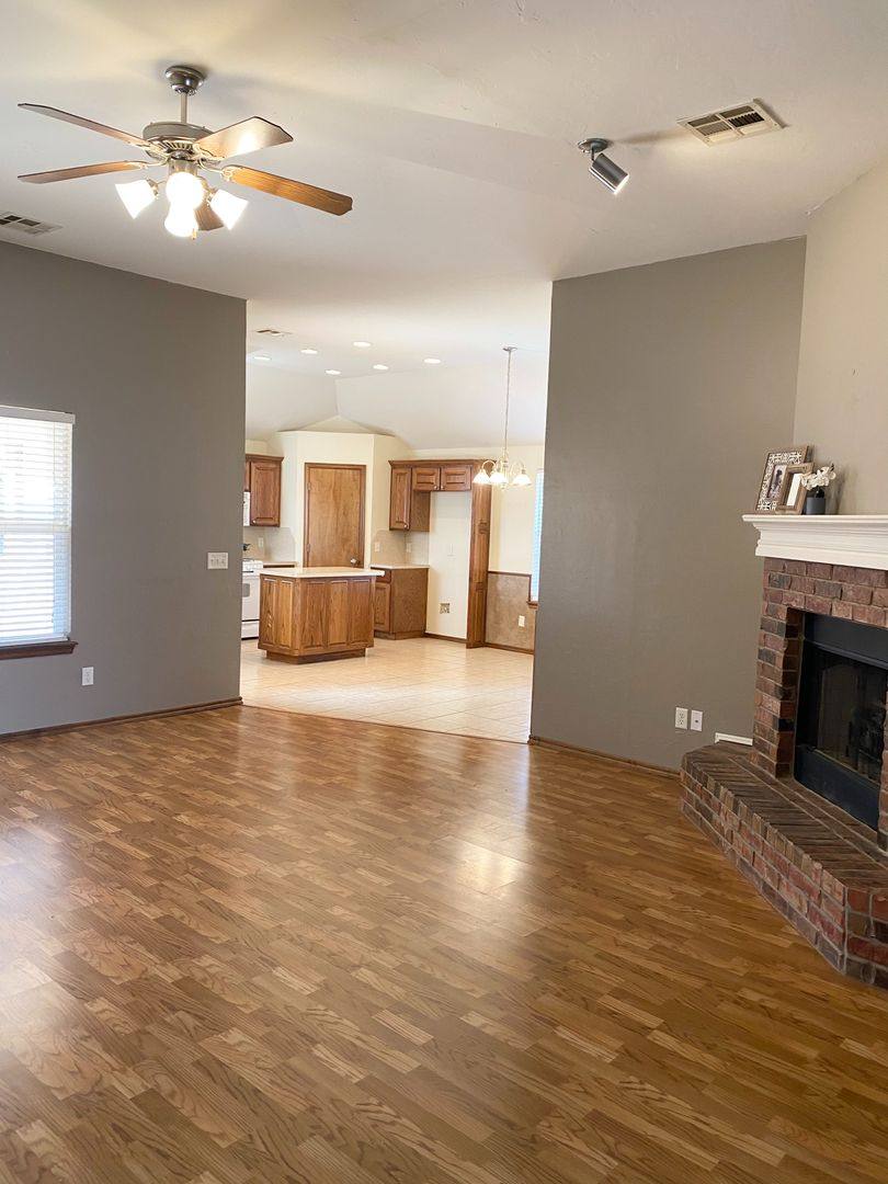 House for rent at 629 Loyd Lane, Oklahoma City, OK 73160