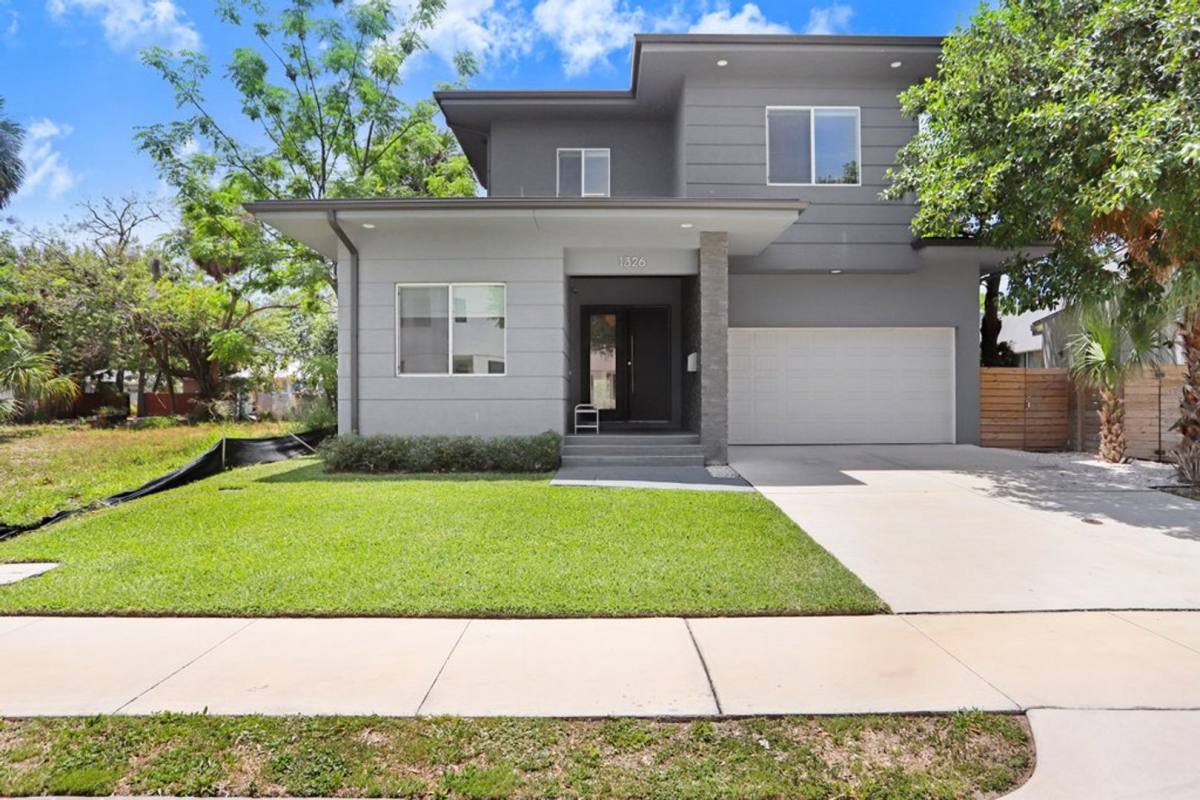 House for rent at 1326 W Fig St, Tampa, FL 33606
