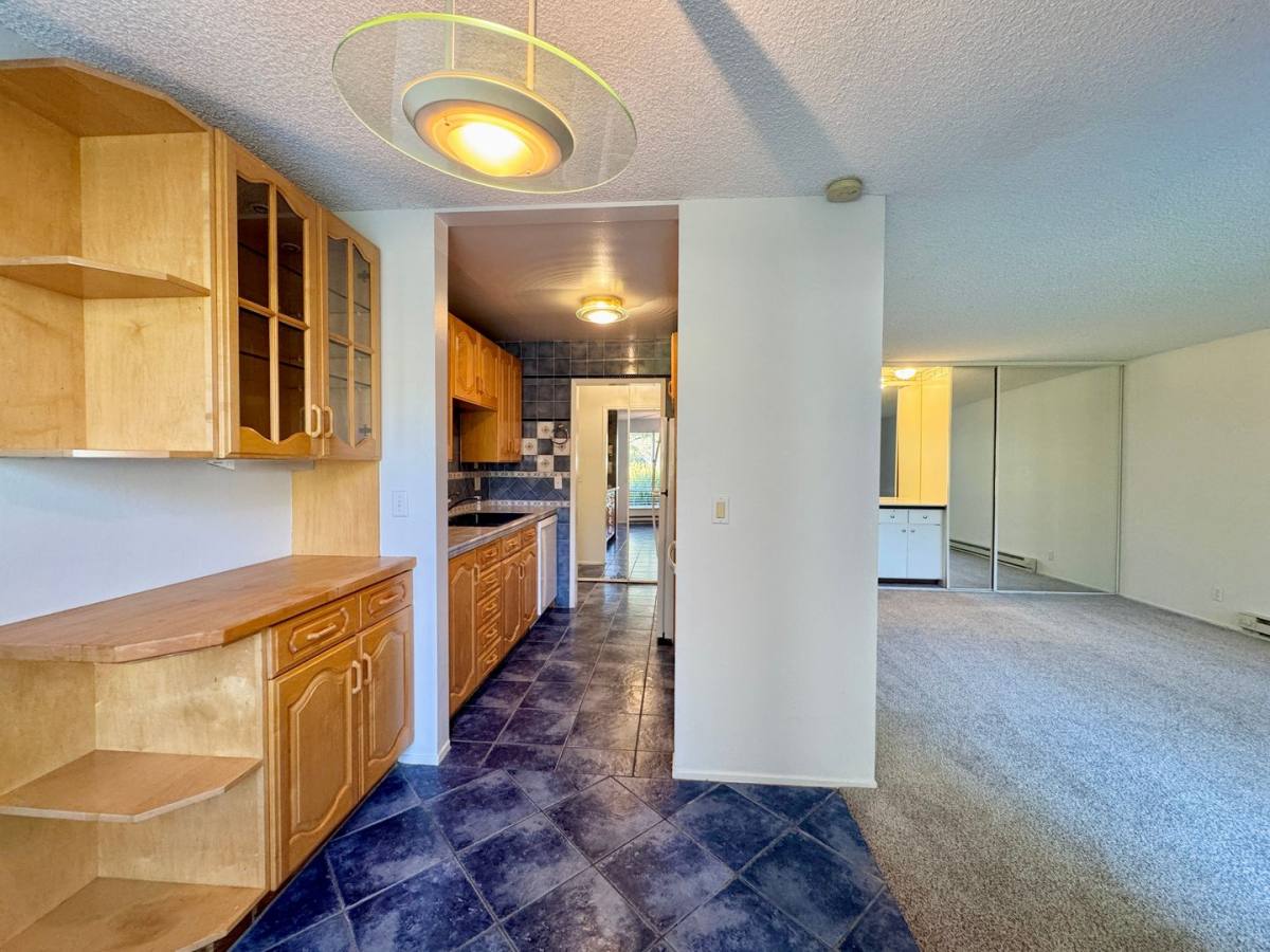Condo for rent at 3 Commodore Dr, Emeryville, CA 94608