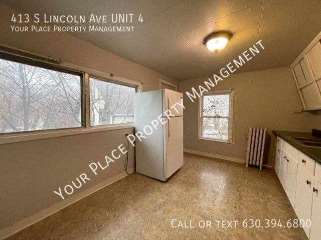 Apartment for rent at 413 S Lincoln Ave #4, Aurora, IL 60505