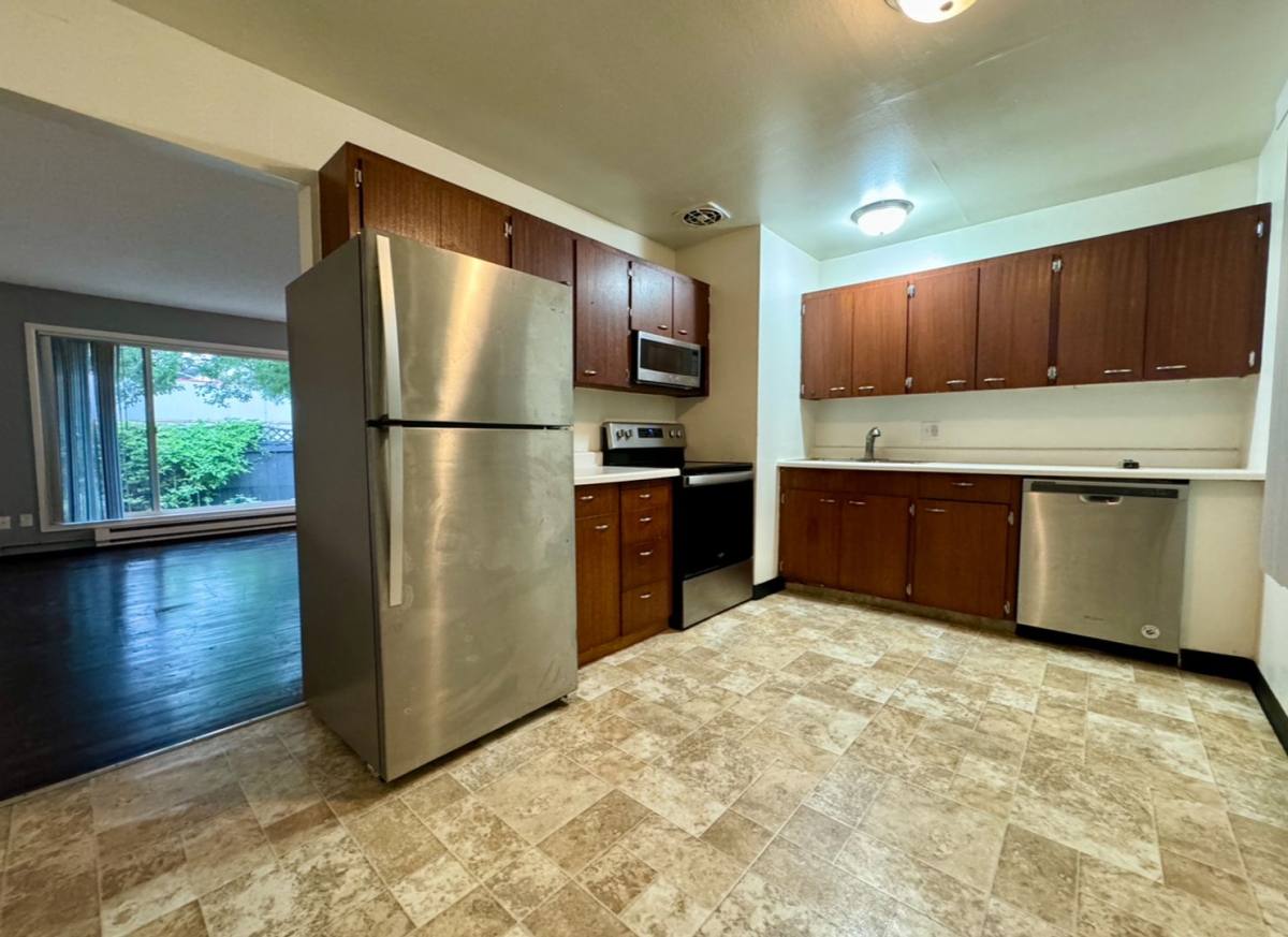 Apartment for rent at 4610 SE 29th Ave, Portland, OR 97202