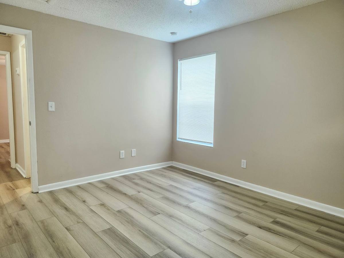 Townhouse for rent at 19136 Miami Blvd, Fort Myers, FL 33967