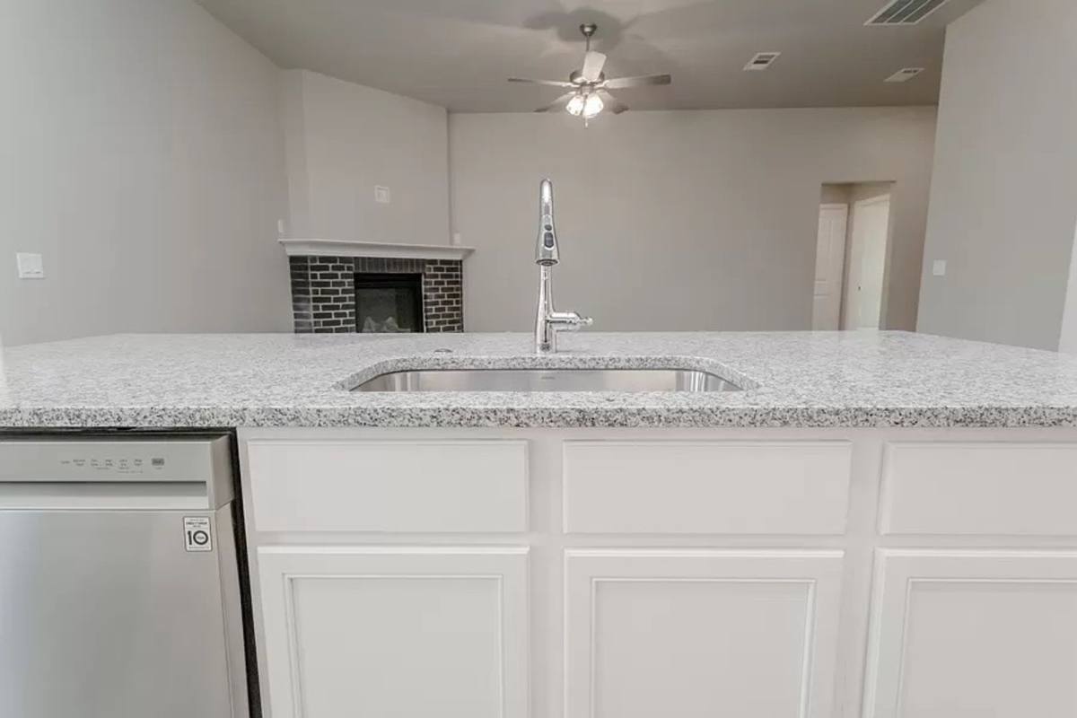 House for rent at 1912 S Cr, Midland, TX 79706