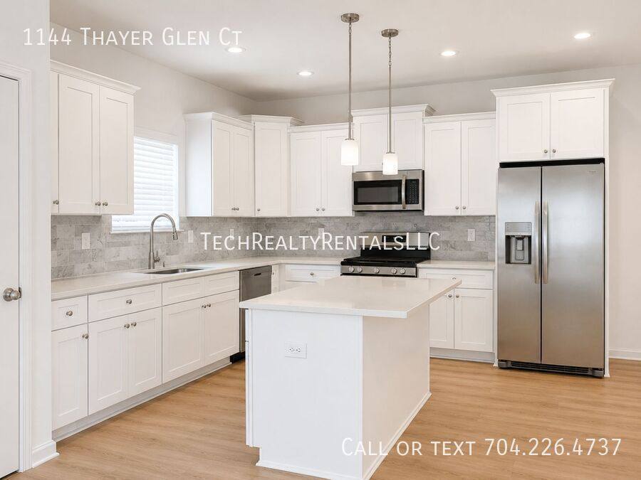 House for rent at 1144 Thayer Glen Court, Charlotte, NC 28213