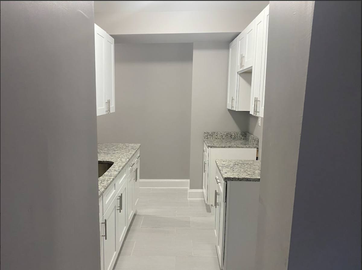 Apartment for rent at 8214 S Ingleside, Chicago, IL 60619