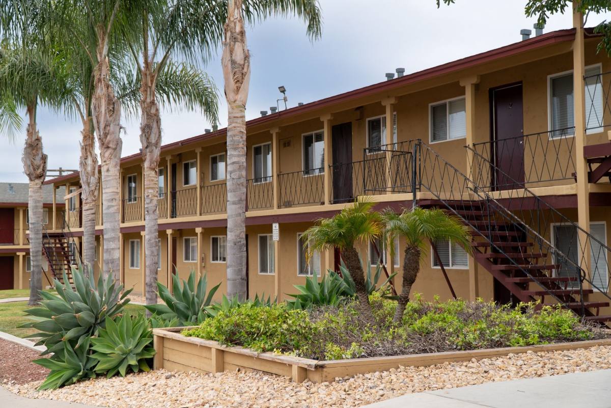 Apartment for rent at 2005-2025 F Ave, National City, CA 91950