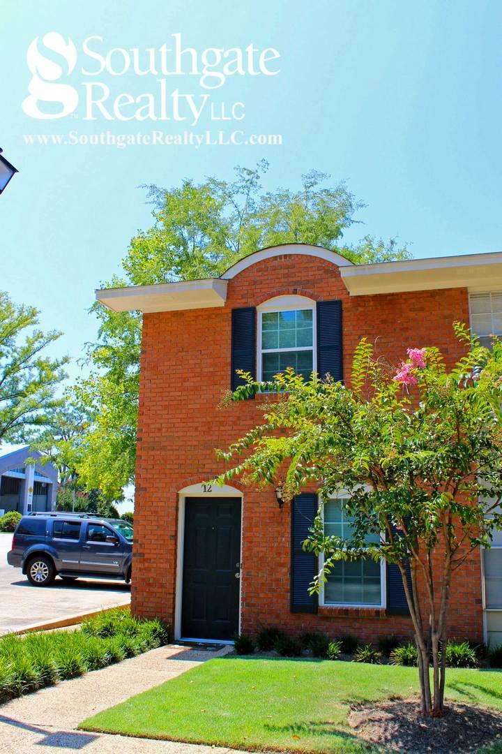 Townhouse for rent at 300 N 38th Ave, Hattiesburg, MS 39401
