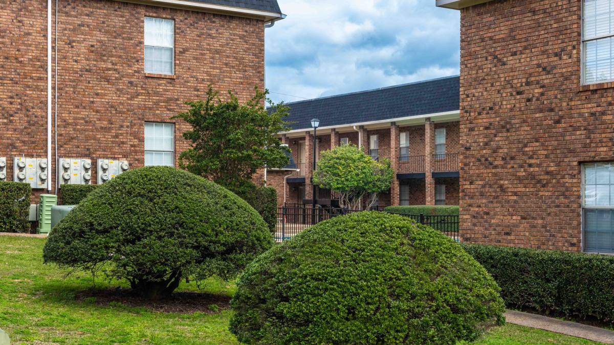 Apartment for rent at 113 N 33rd Ave #D13, Hattiesburg, MS 39401