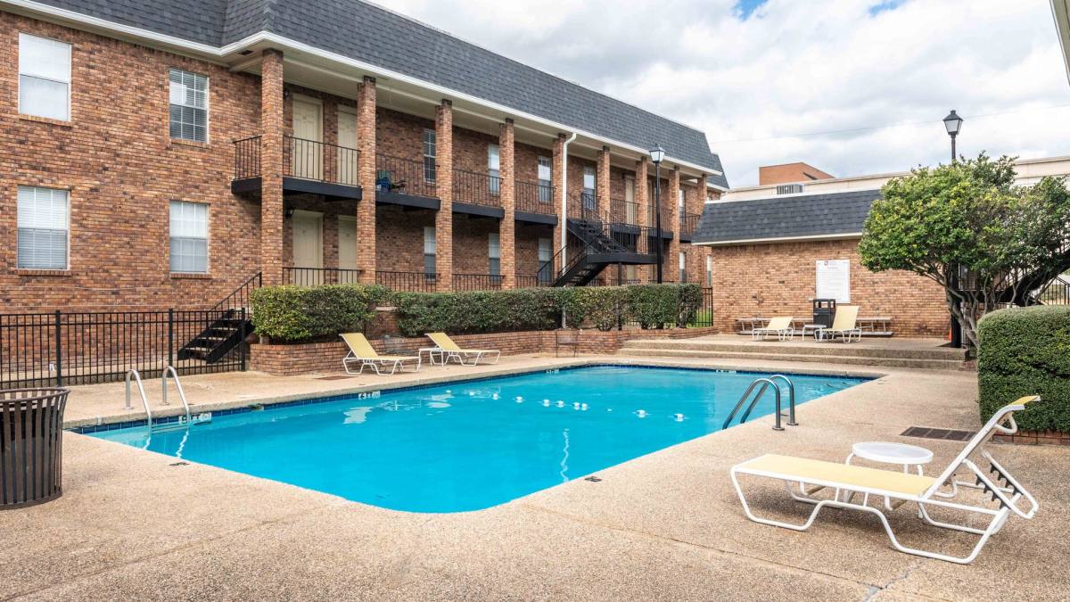 Apartment for rent at 113 N 33rd Ave #D13, Hattiesburg, MS 39401