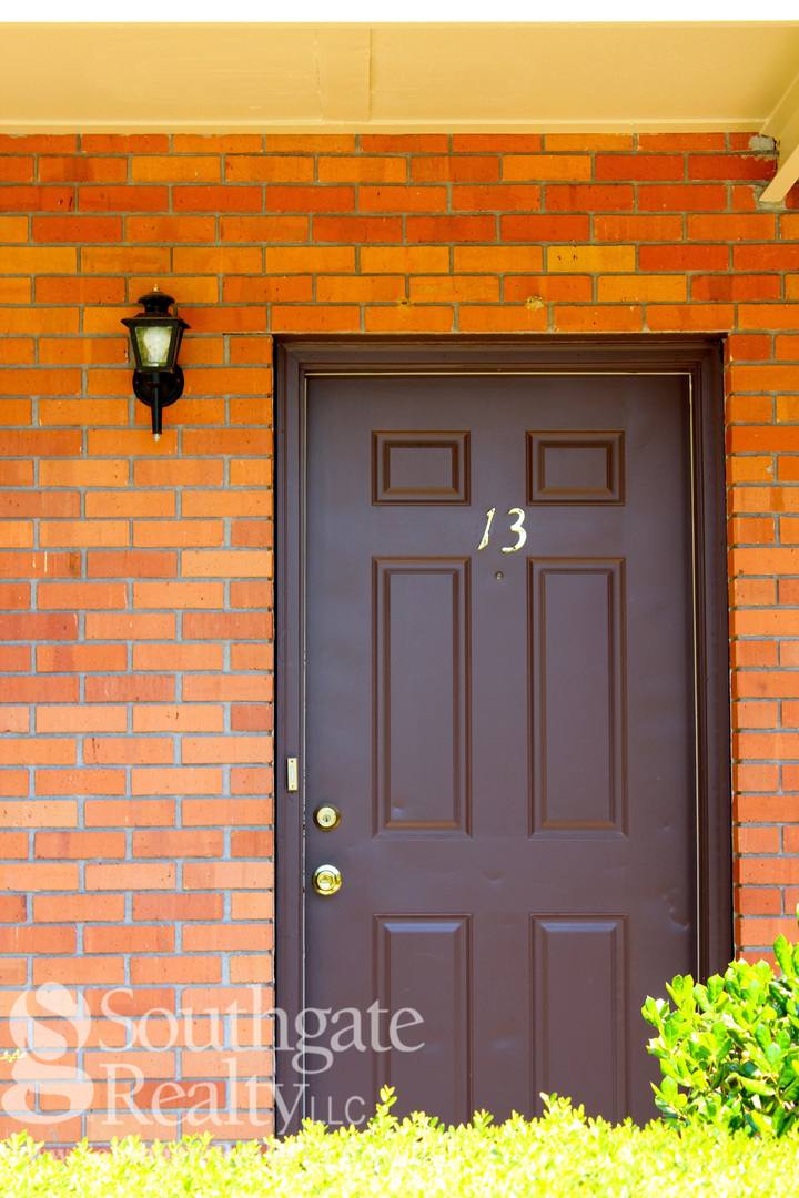Apartment for rent at 115 N 32nd Ave, Hattiesburg, MS 39401