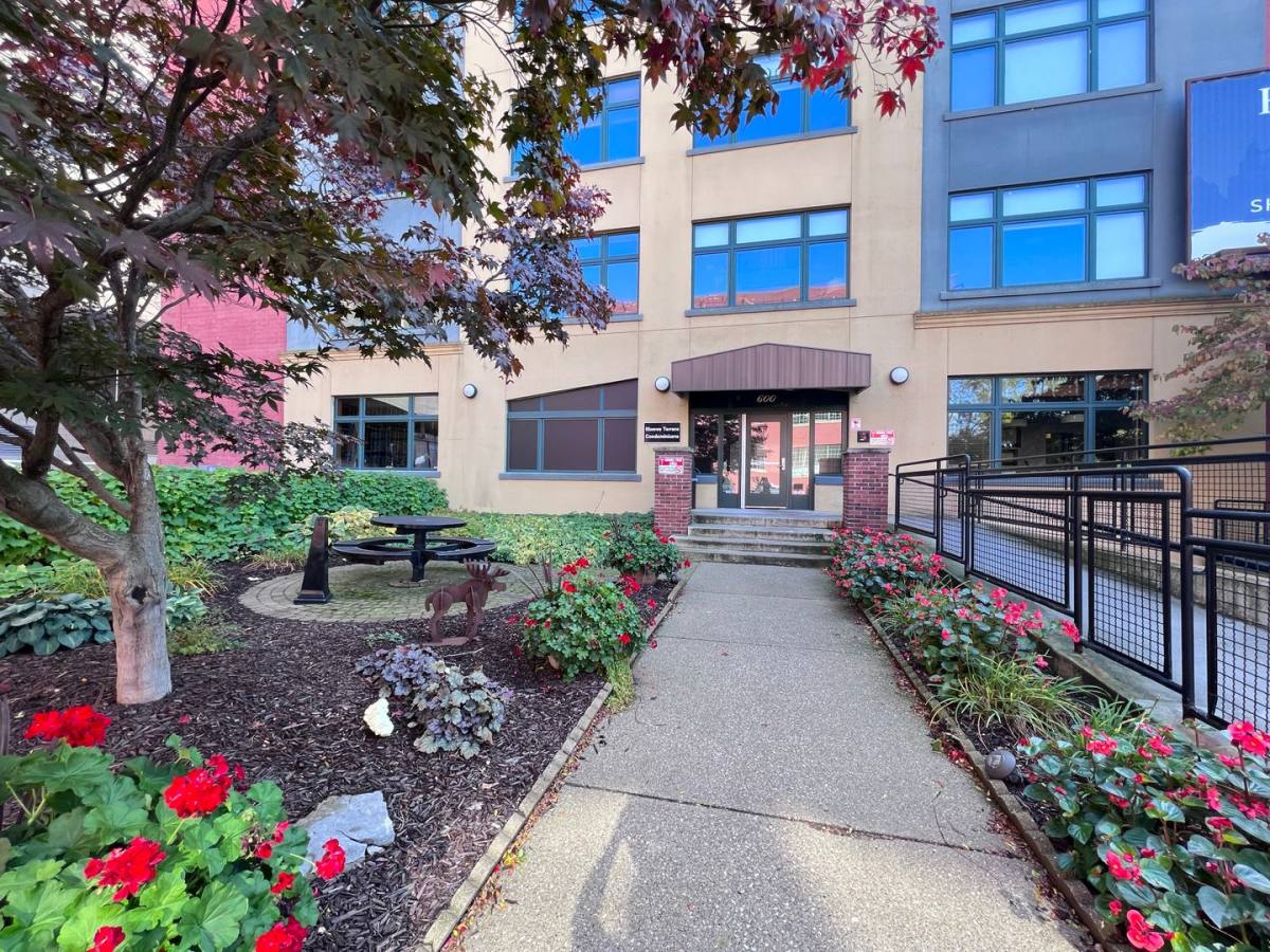 Apartment for rent at 600 Monroe Ave NW, Grand Rapids, MI 49503