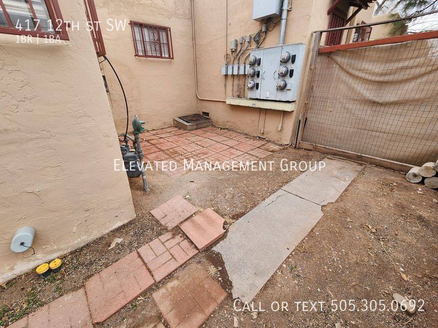 Apartment for rent at 417 12th St SW, Albuquerque, NM 87102
