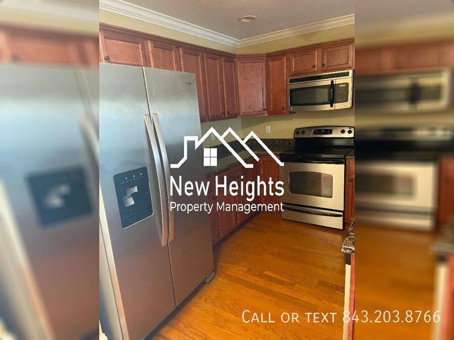 Townhouse for rent at 2924 Emma Lane, Mount Pleasant, SC 29466